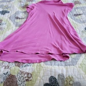 Long high low  shirt.